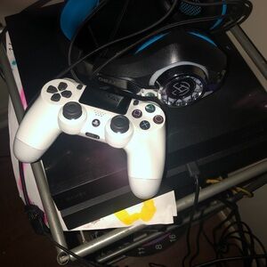 Sony PlayStation 4 Console with White Controller